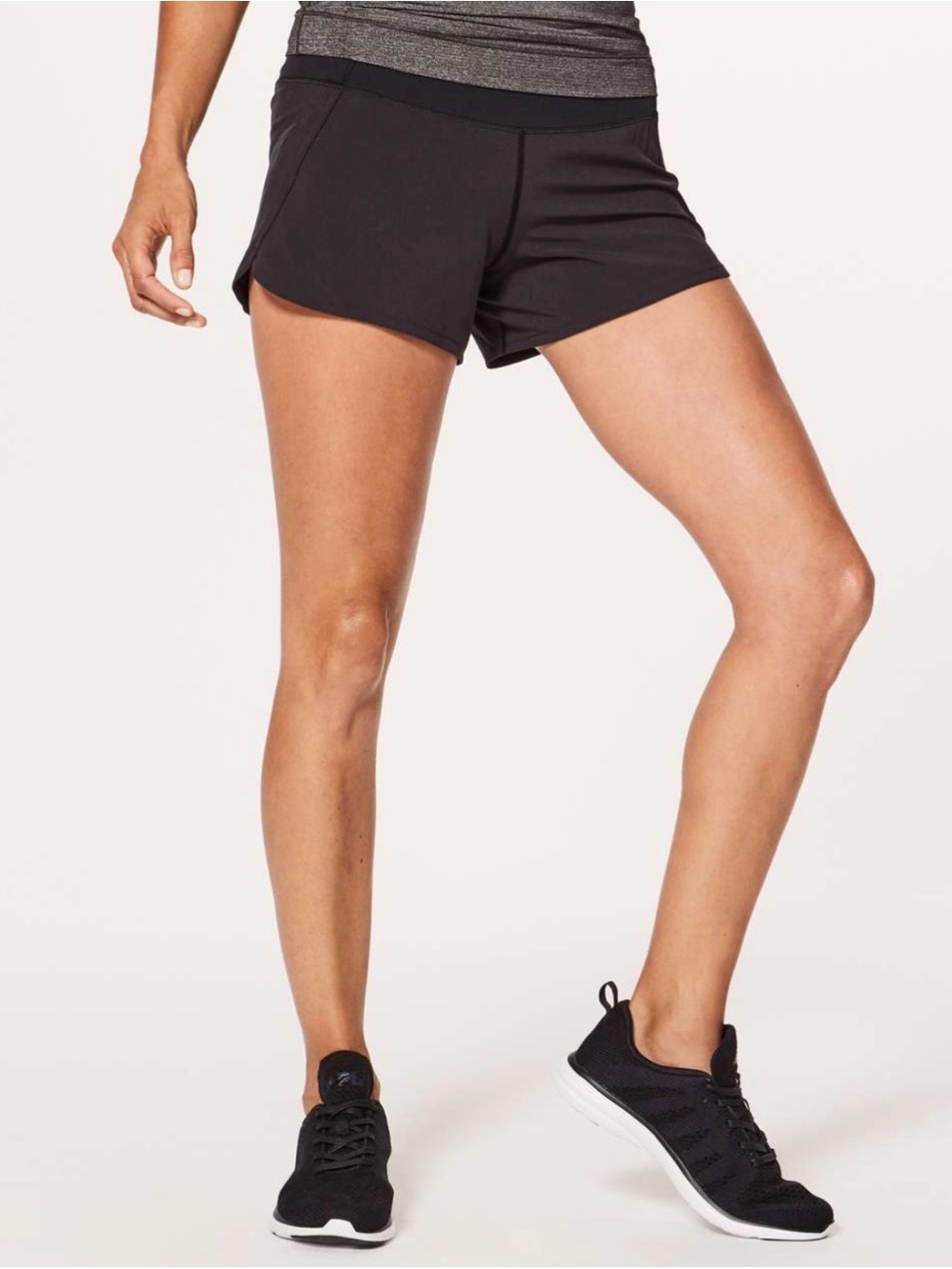 Lululemon Run Times Short II 4" Black Size 8 Lined Running Shorts W7AK0S